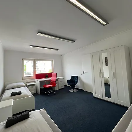 Guest house Mieterlux Frankfurt 46 *