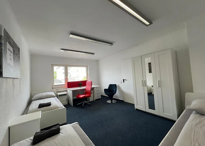 招待所 Mieterlux Frankfurt 46 *