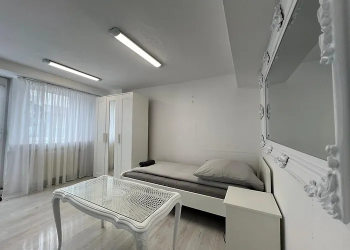 Mieterlux Frankfurt 46 *