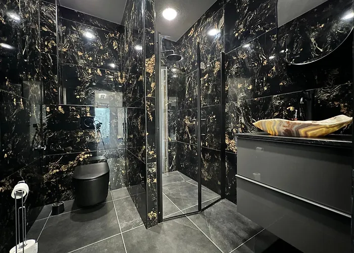 Mieterlux Frankfurt 46 *